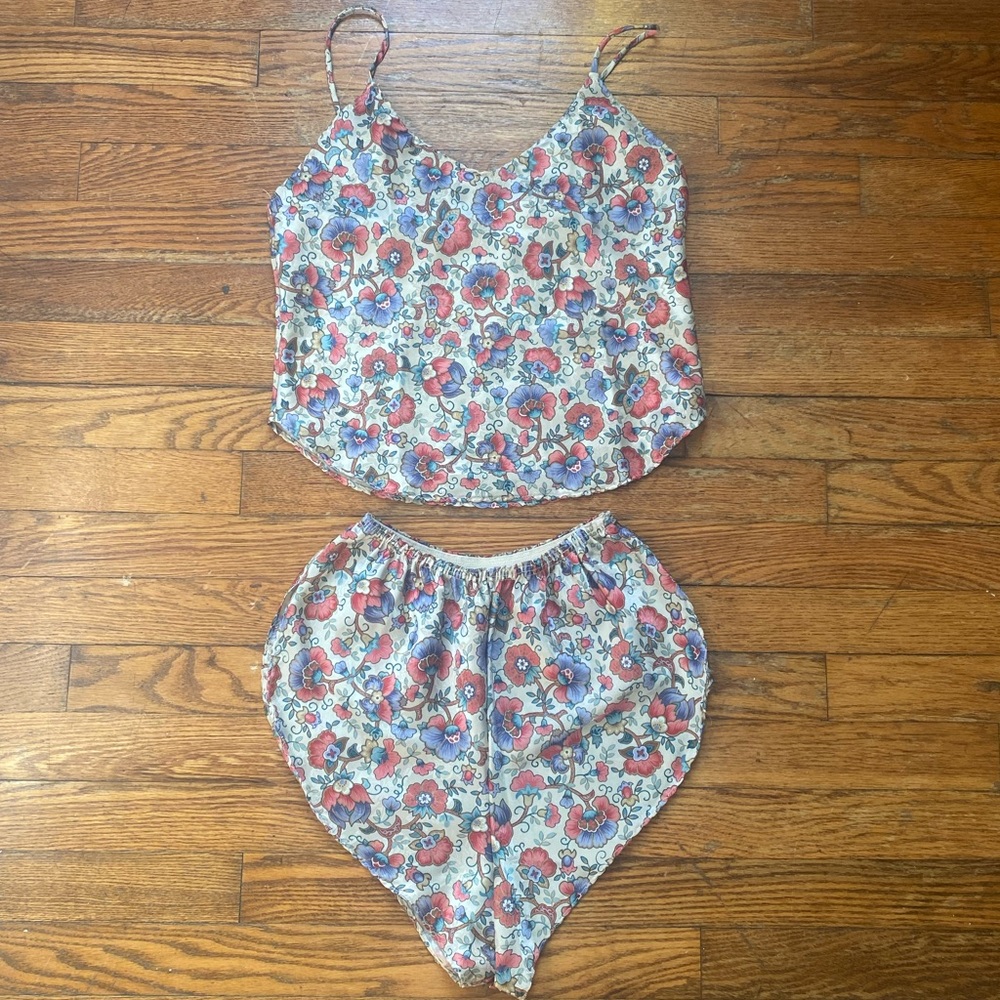 vintage floral pajama set